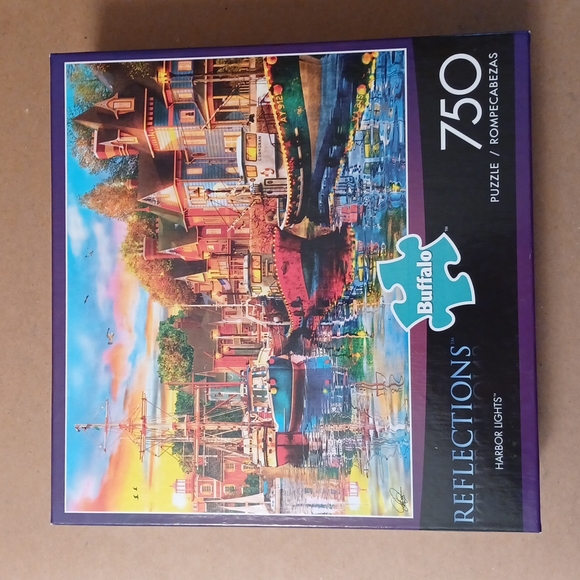 Reflections Harbor Lights 750 piece puzzle